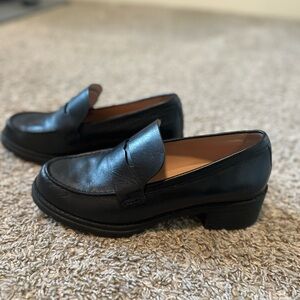 Cole Haan Women's Camea Lug-Sole Penny Loafer Flats size 10